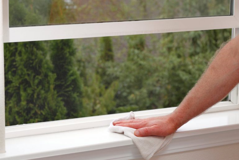 Does Opening Windows Reduce the Amount of Dust in the House?