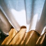 Do curtains keep the heat out?