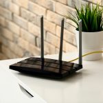 Does opening the doors help wi-fi.