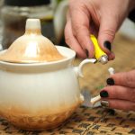List of the best glues for repairing ceramic.