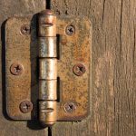 How to stop door hinges from rusting.