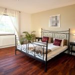 Metal bed frame making noise (squeaking).