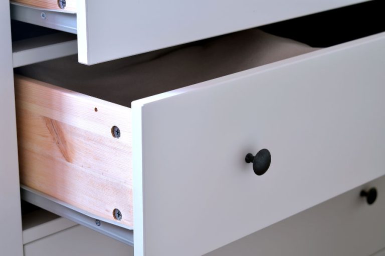 Do You Have to Paint the Inside of Drawers? » House Trick