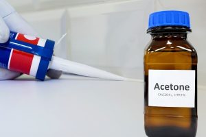 acetone dissolve