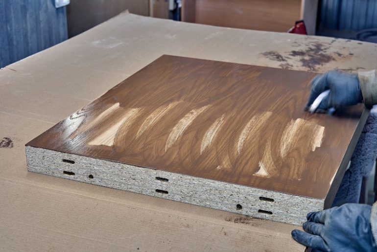 Best Clear Coat for Metal (2021) House Trick