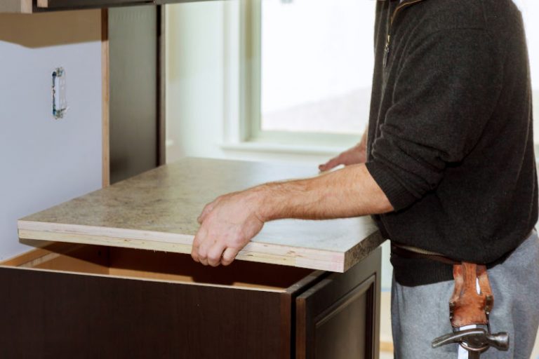 How to Revive Laminate Countertops and Make Them Shine » House Trick